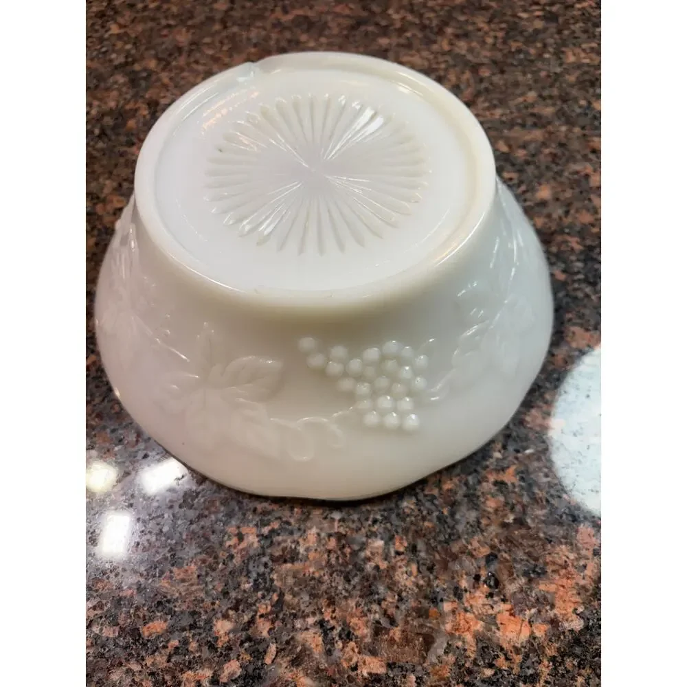 Vintage Milk Glass Bowl with Grape and Leaf Design 8.5" round - Picture 8 of 14